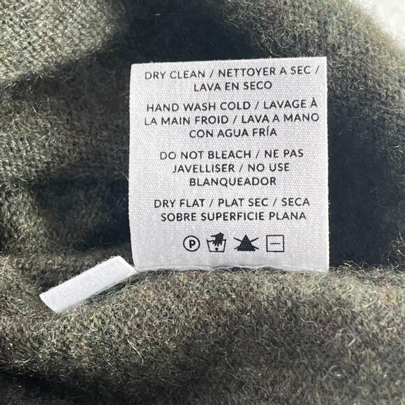 Naadam Women's Size S The Original Crewneck Cashmere Sweater In Green - Picture 6 of 8